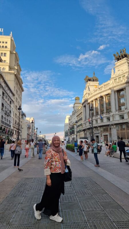 Mona Kusuma